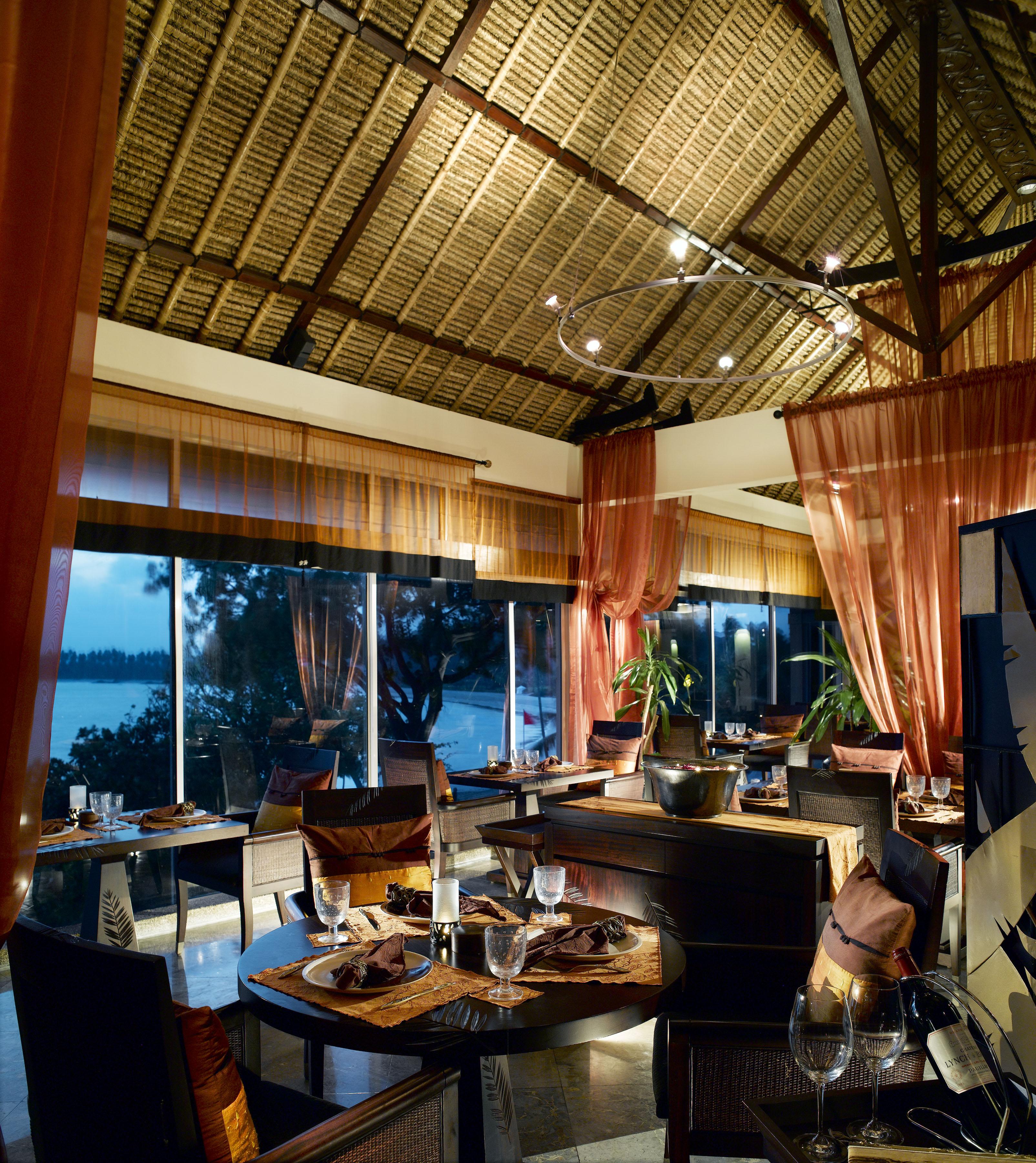 บันยันทรี บินตัน Hotel ลาไก ร้านอาหาร รูปภาพ